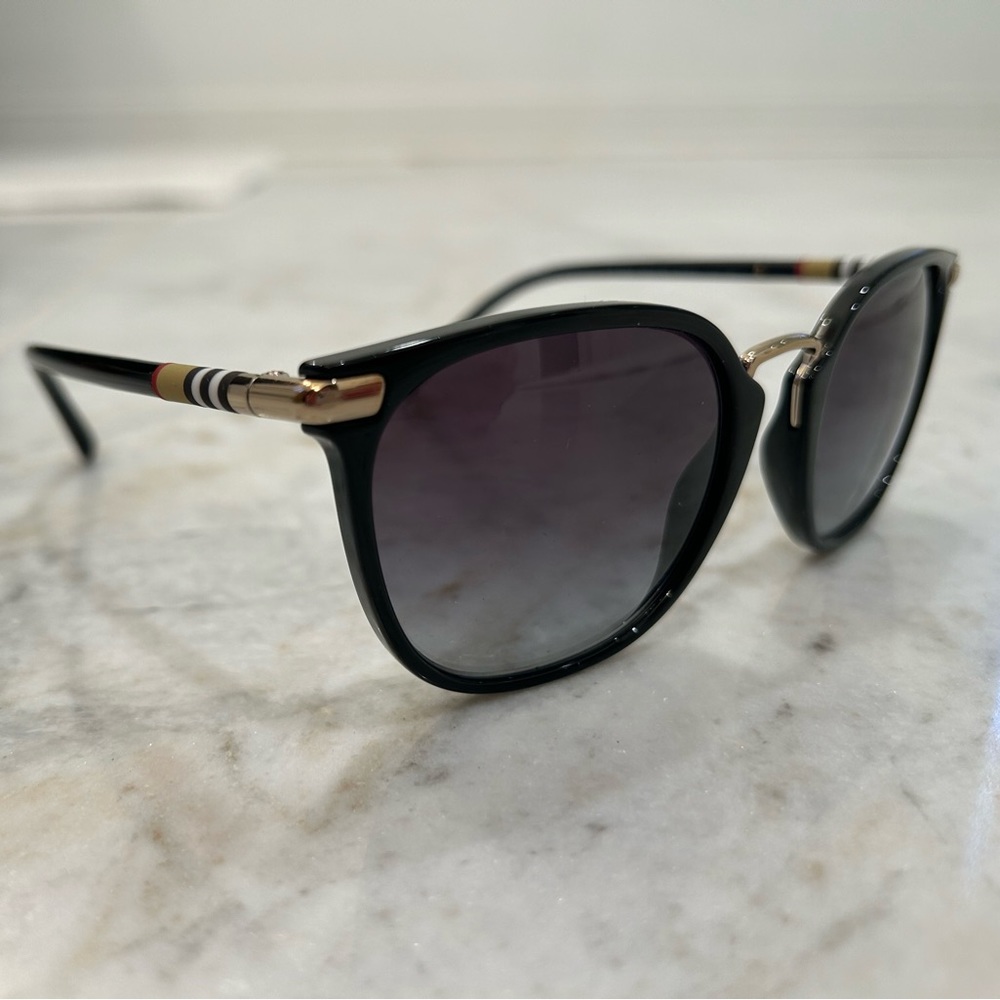 Burberry Sunglasses